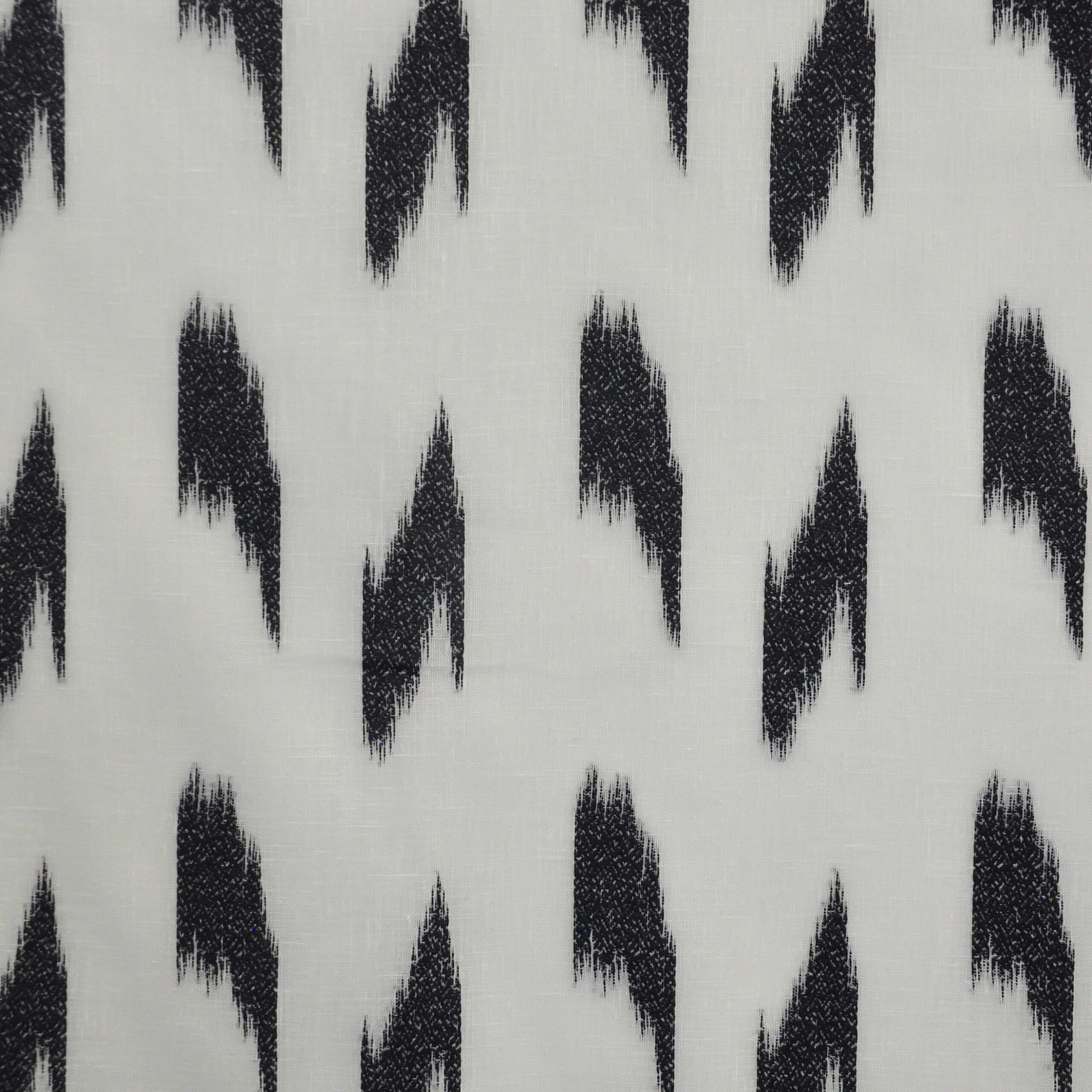 YUMI – # 514 CHARCOAL