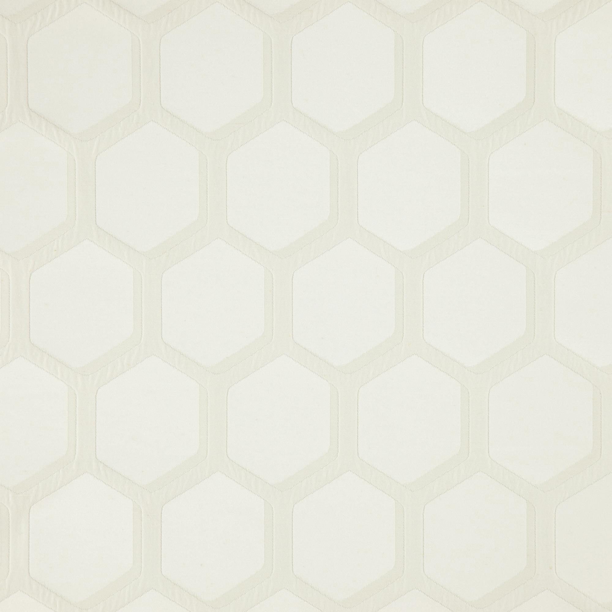 SIMONE – J7551 – Winning Windows Altitudea