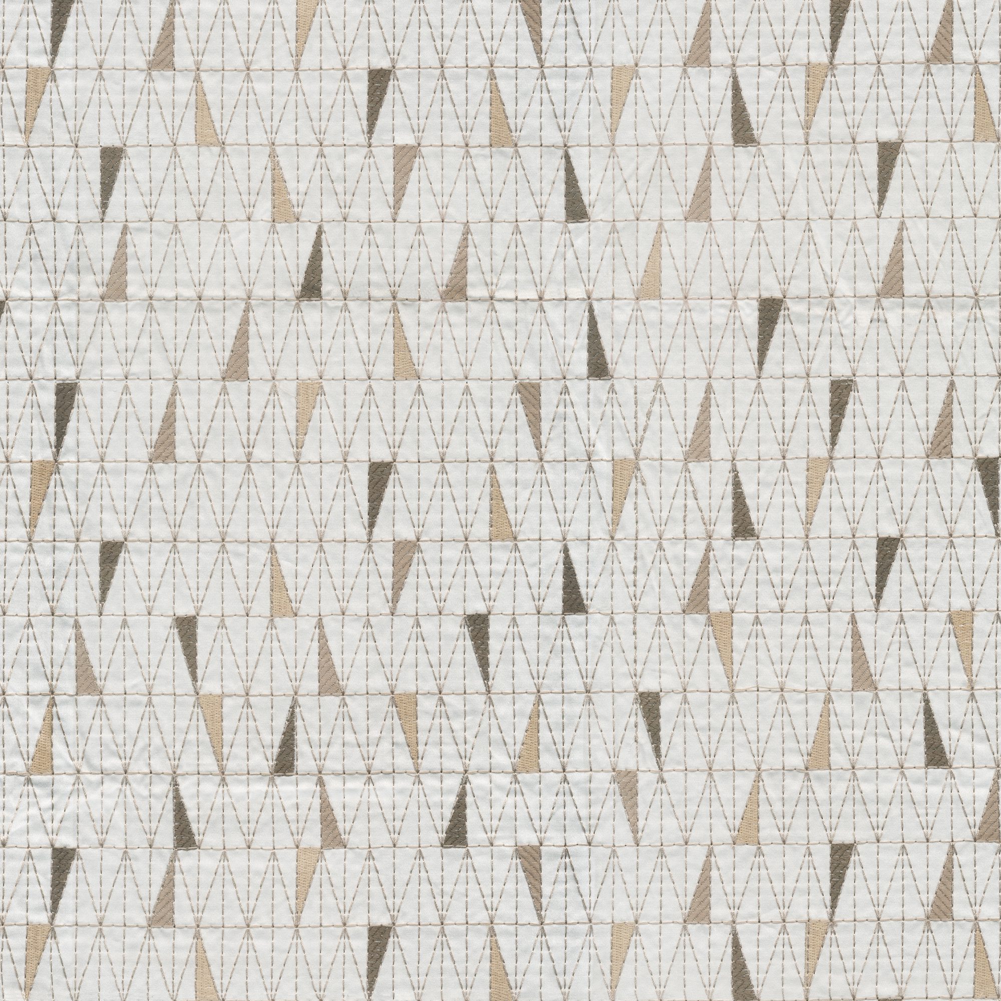 TRILATERAL – J8581 – Sand Dunes