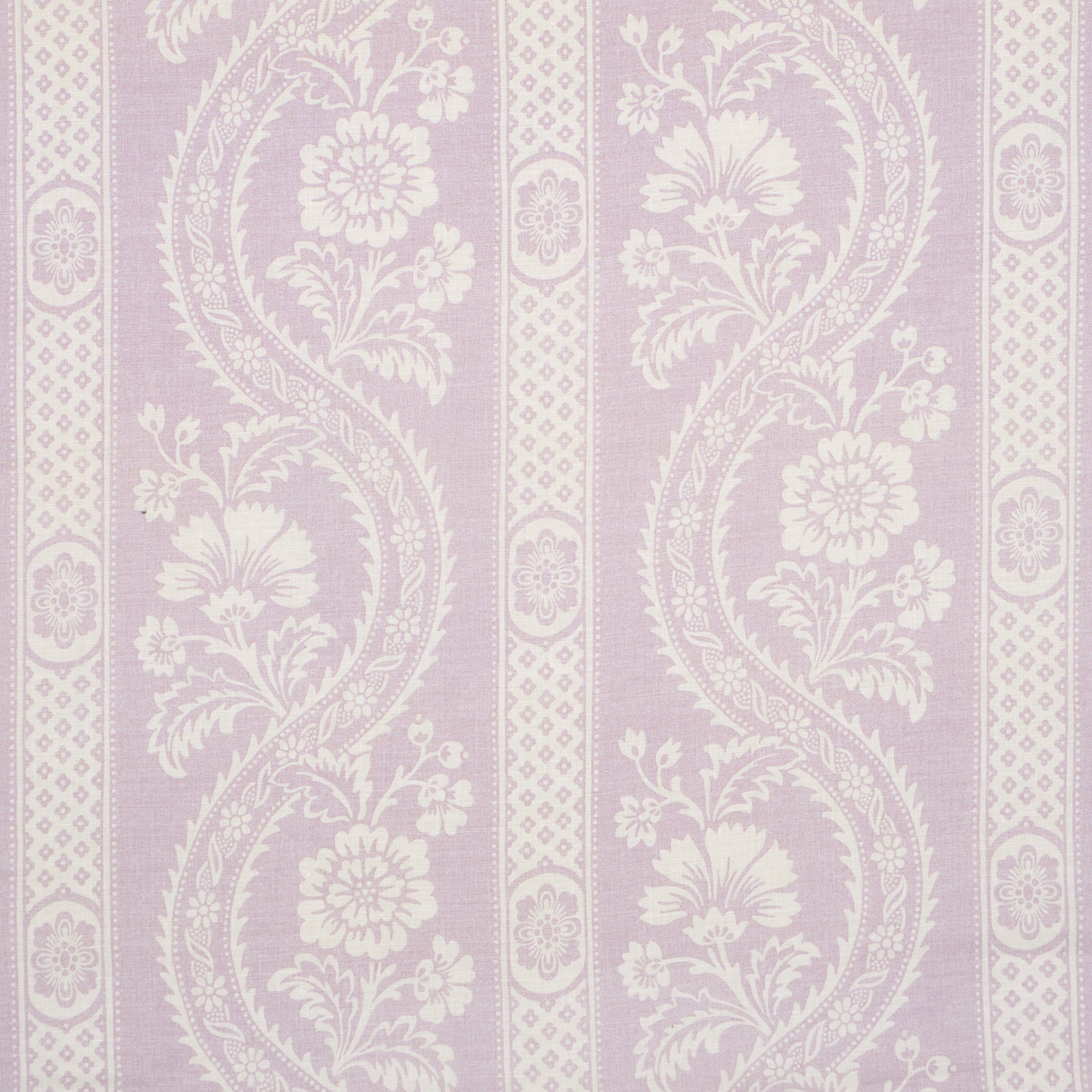 VERSAILLES – LAVENDER