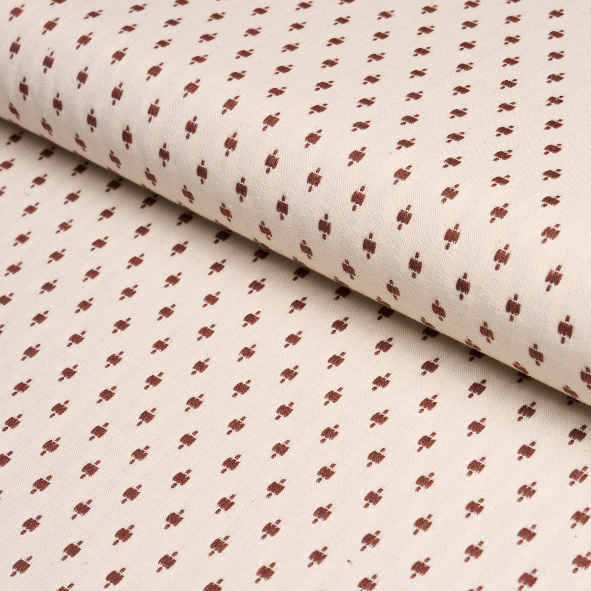 BARLOW – LIGHT BROWN ON IVORY