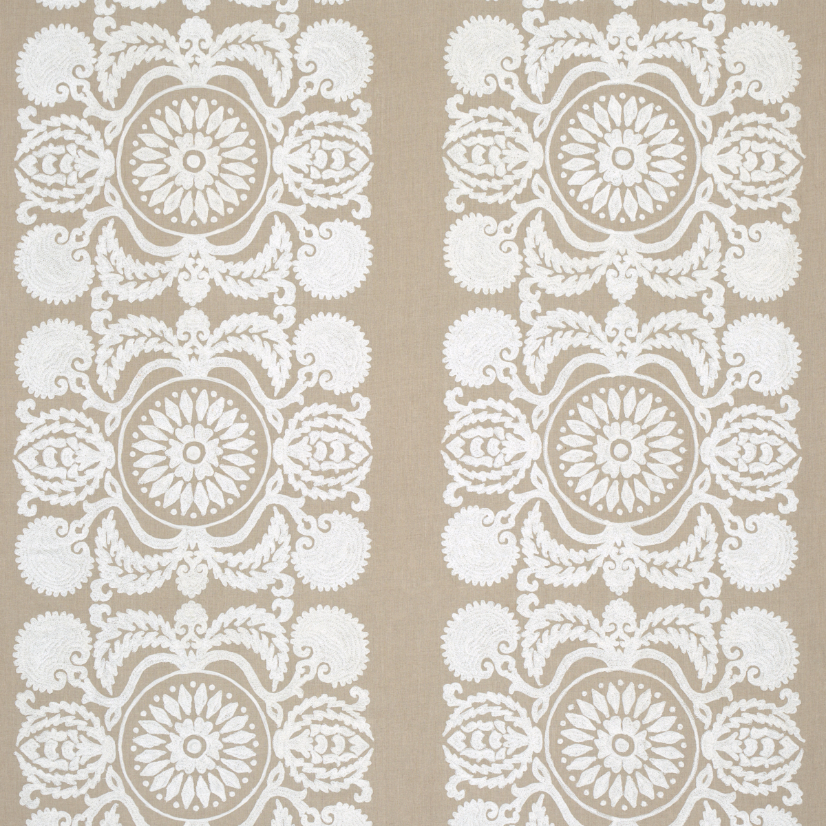 CASTANET EMBROIDERY – NATURAL