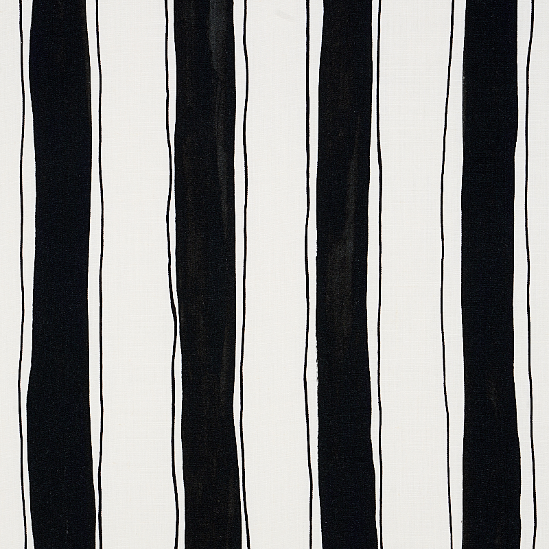 TRACING STRIPES – BLACK