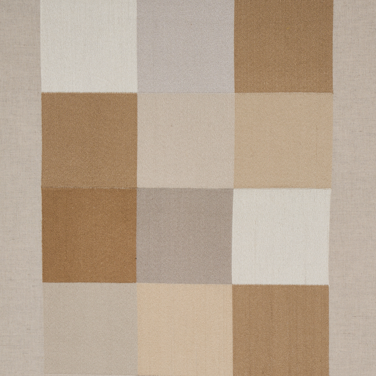 EMBROIDERED TILE – LIGHT NEUTRAL