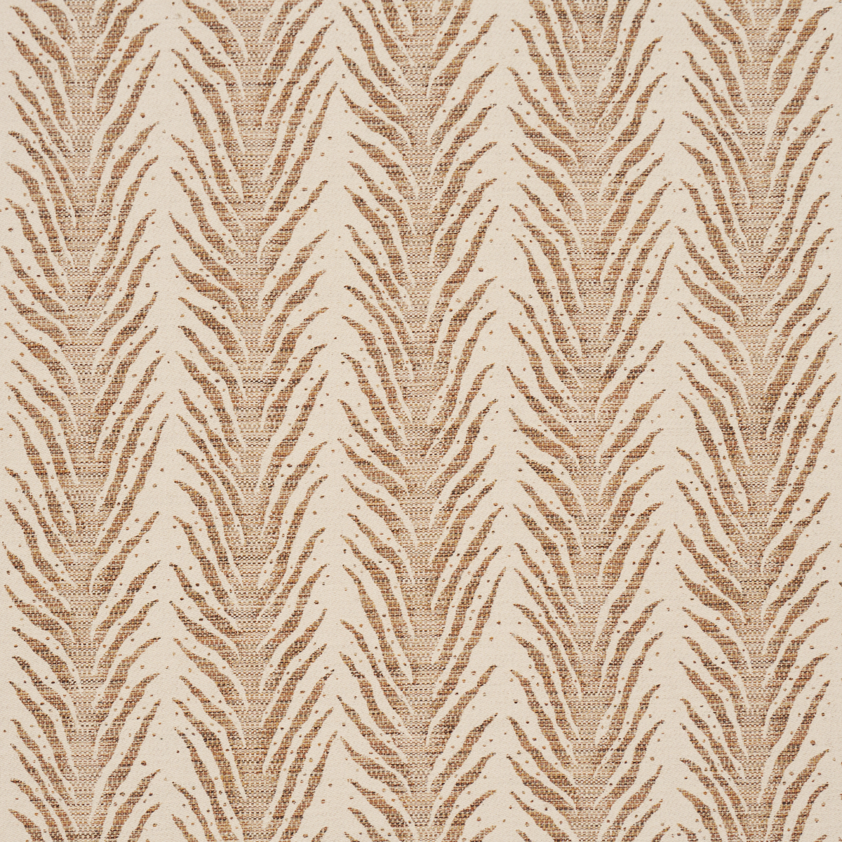 CREEPING FERN – BISCUIT