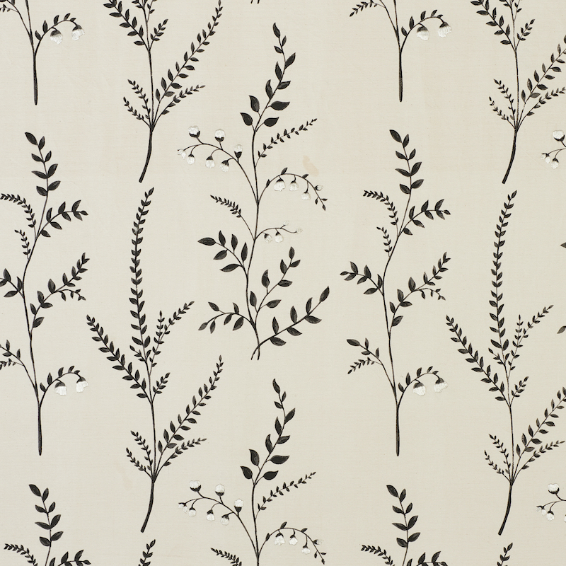 Cynthia Embroidered Print – BLACK