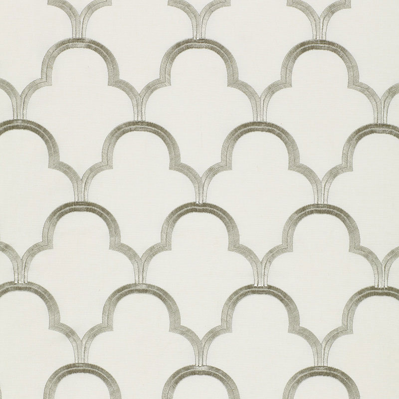Scallop Embroidery – PLATINUM