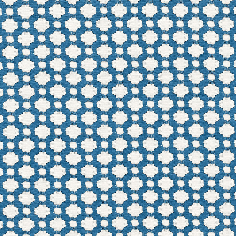 BETWIXT – WATER/NATURAL