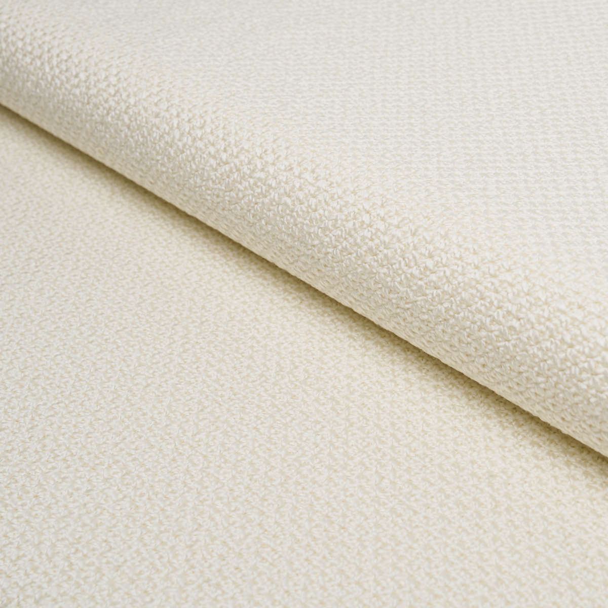 RAYE PERFORMANCE – WHITE