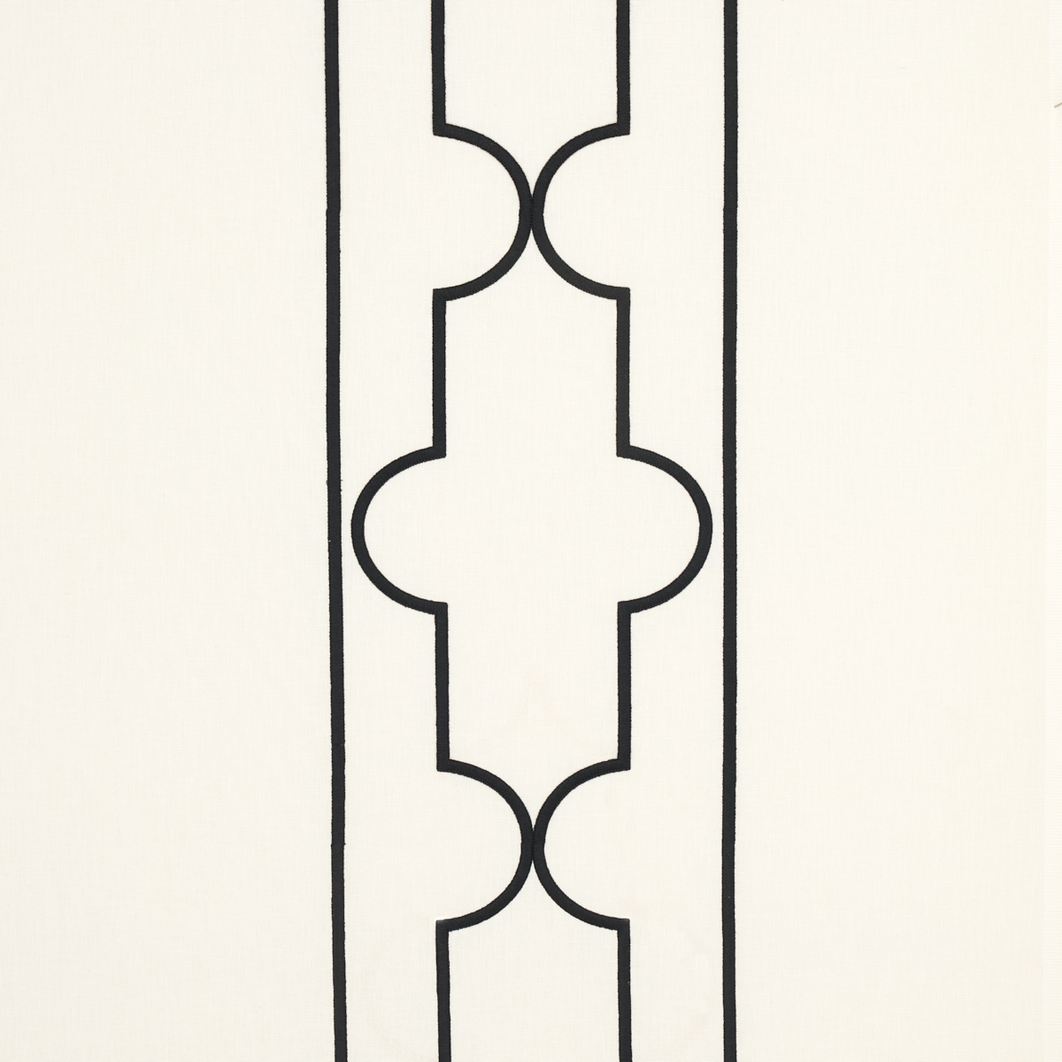 LIMITLESS LATTICE – BLACK & WHITE