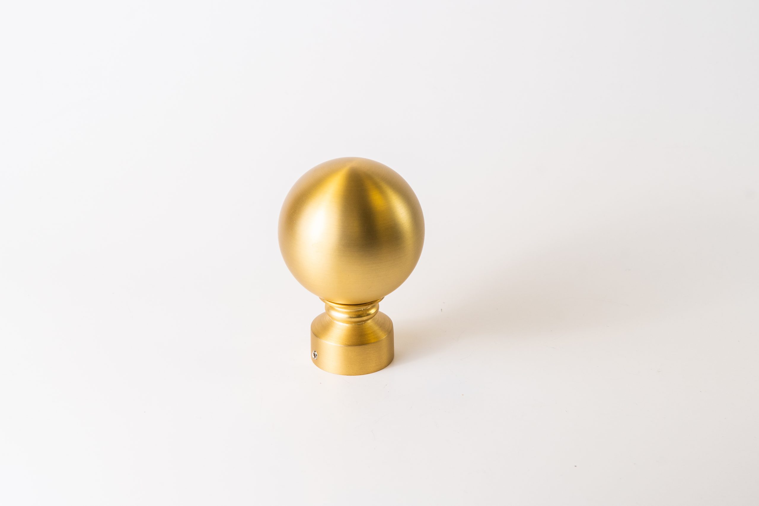 Ball (F4)
