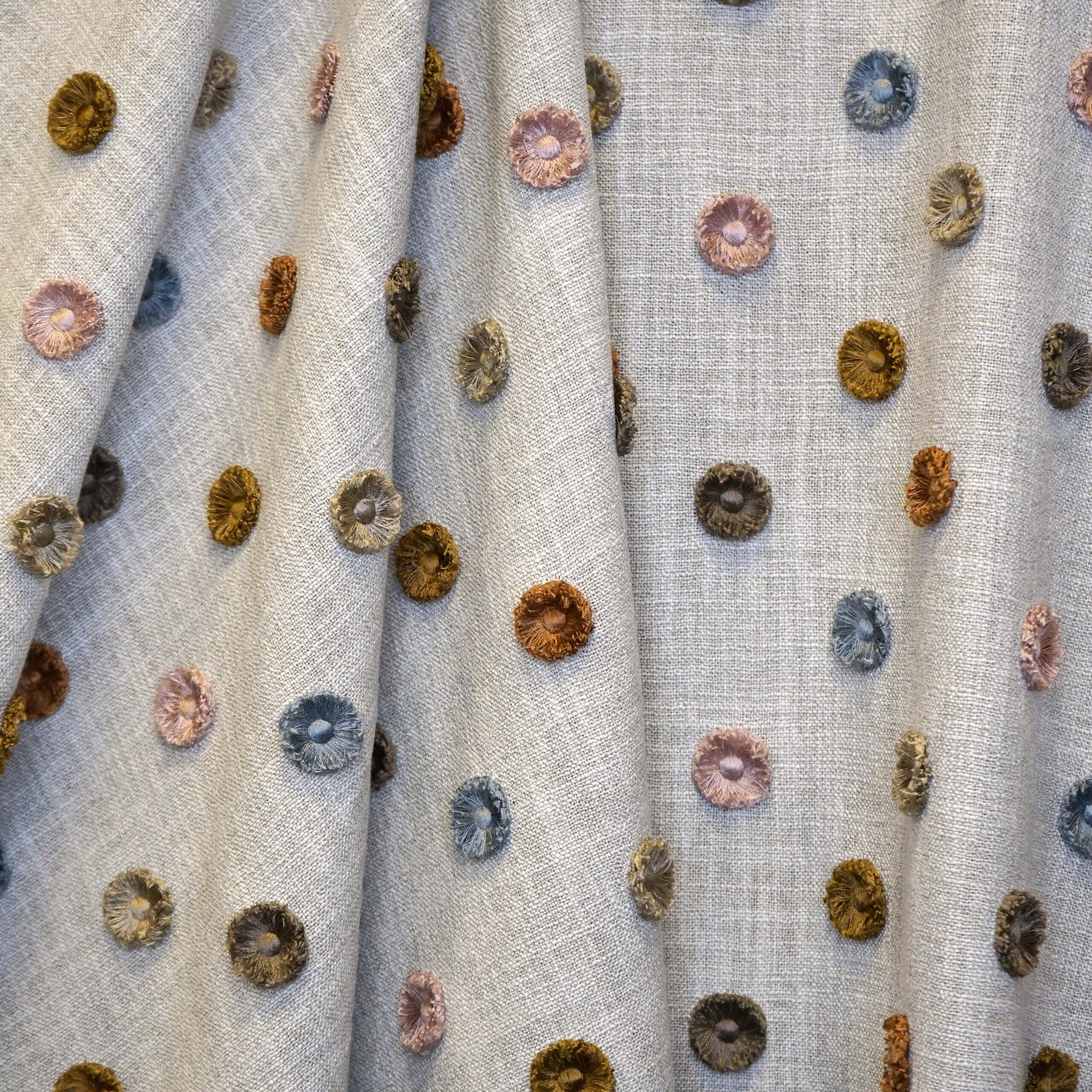 BUTTONS – J9161 – TRIBUTE