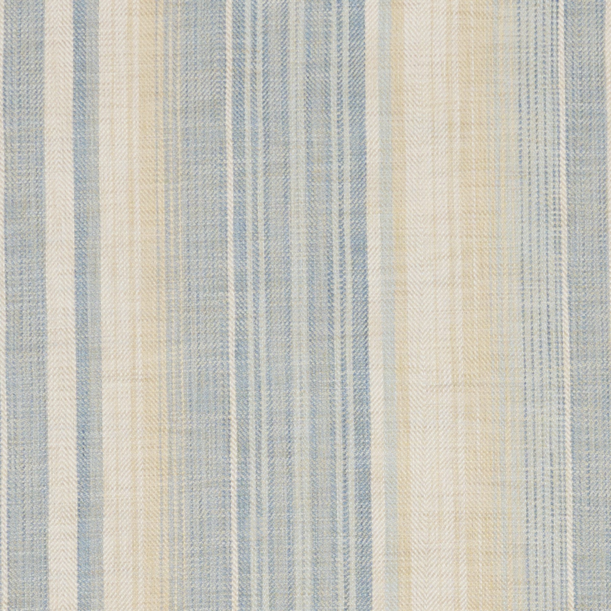 KINNEY – J9431 – DEBUTANTE